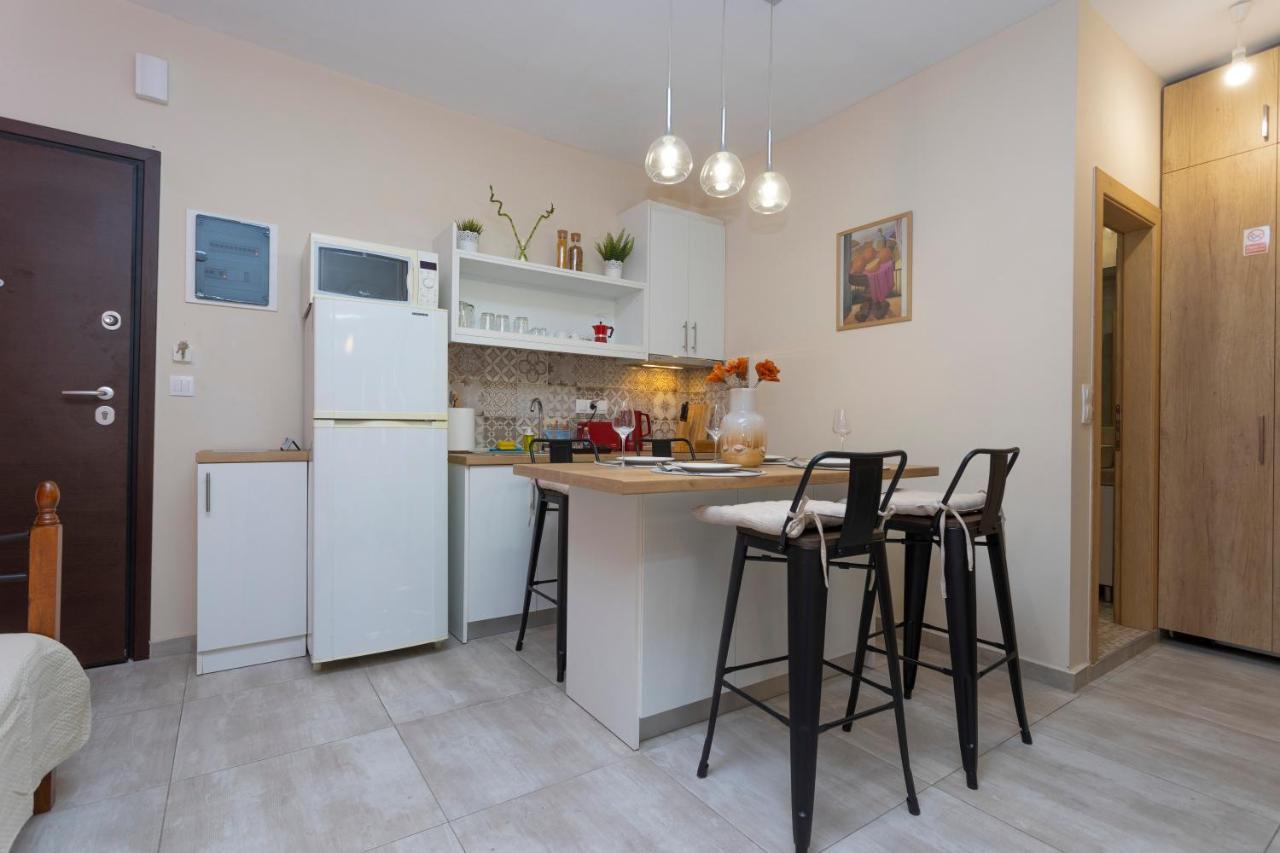 3C'S Apartment Thess :Central, Cosy & Convenient เทสซาโลนิกิ ภายนอก รูปภาพ