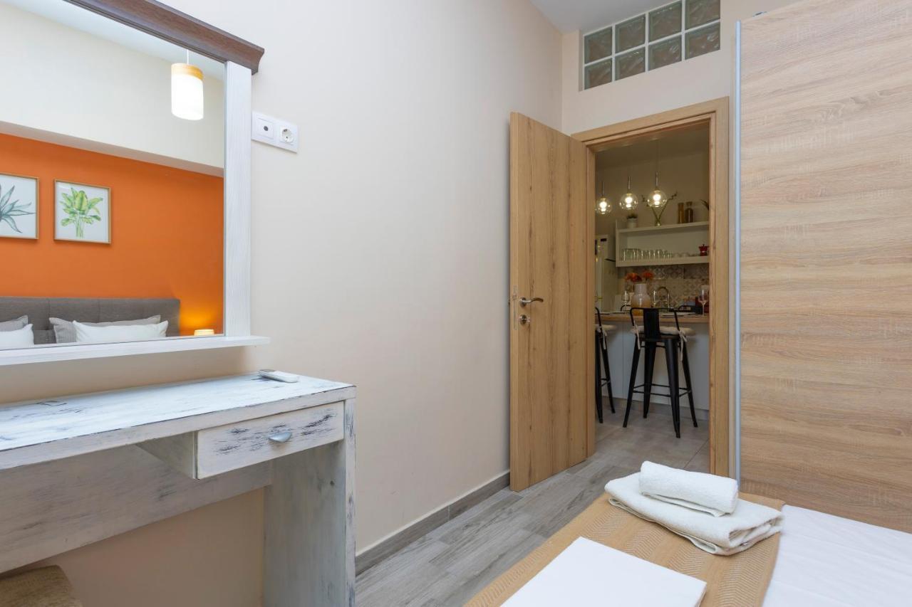 3C'S Apartment Thess :Central, Cosy & Convenient เทสซาโลนิกิ ภายนอก รูปภาพ