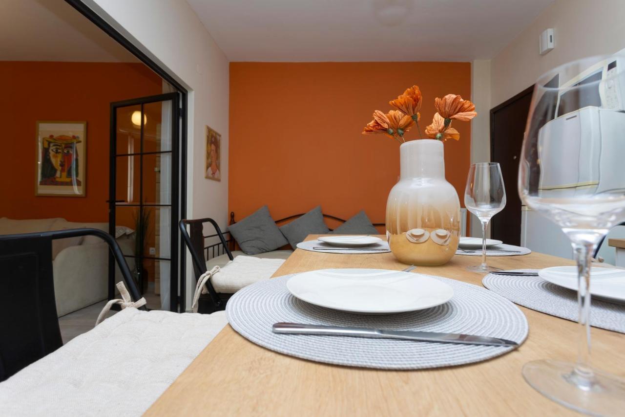 3C'S Apartment Thess :Central, Cosy & Convenient เทสซาโลนิกิ ภายนอก รูปภาพ